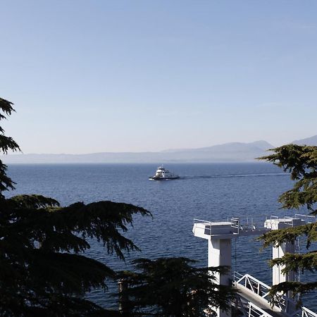 Hotel Lido Torri Del Benaco Exteriör bild